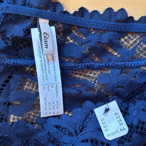 Etam Thong Underwear Womens Size XL Set of three lace black navy NWT Panties - Picture 2 of 9